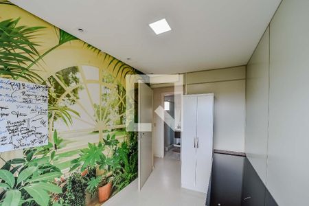 Quarto 1 de apartamento à venda com 3 quartos, 70m² em Vila Ipiranga, Porto Alegre