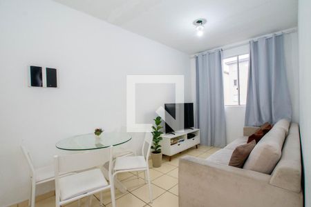 Sala de apartamento para alugar com 2 quartos, 46m² em Jardim Nova Cidade, Guarulhos