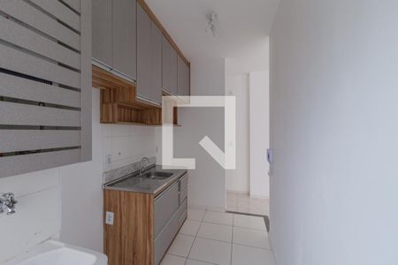 Apartamento à venda com 46m², 2 quartos e 1 vaga Apartamento à venda com 46m², 2 quartos e 1 vagaCozinha e área de serviço