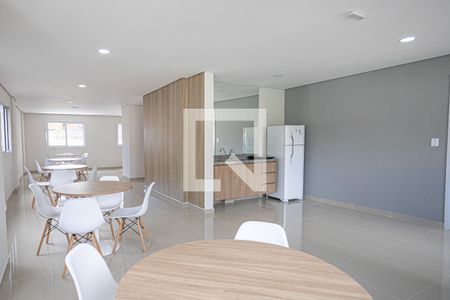 Apartamento à venda com 46m², 2 quartos e 1 vaga Apartamento à venda com 46m², 2 quartos e 1 vagaÁrea comum - Salão de festas