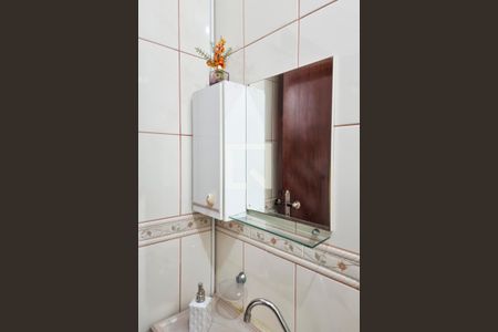 Banheiro de casa para alugar com 4 quartos, 130m² em Loteamento Villa Branca, Jacareí