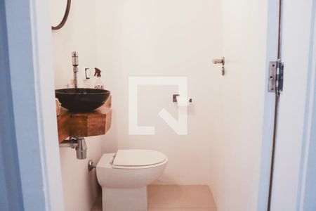 Lavabo de apartamento para alugar com 3 quartos, 130m² em Santana, São Paulo
