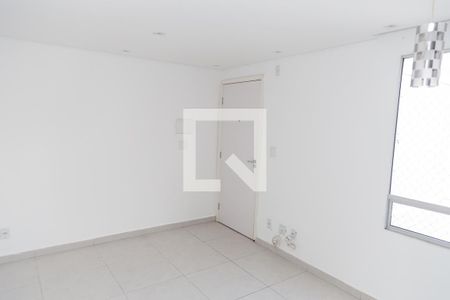 Sala de apartamento para alugar com 2 quartos, 45m² em Vila Alzira, Guarulhos