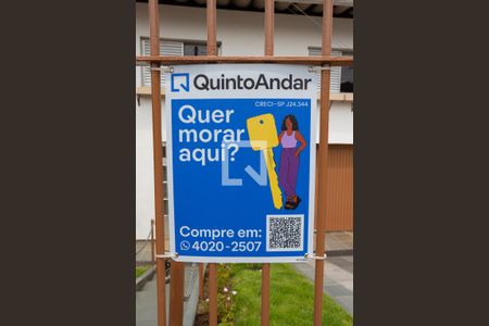 Casa à venda com 228m², 4 quartos e 5 vagas Casa à venda com 228m², 4 quartos e 5 vagasPlaquinha