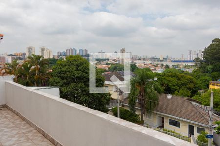 Casa à venda com 228m², 4 quartos e 5 vagas Casa à venda com 228m², 4 quartos e 5 vagasVaranda Quarto 4