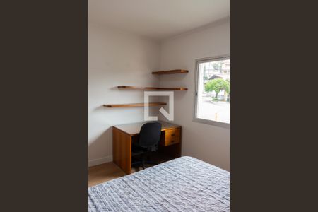 Casa à venda com 228m², 4 quartos e 5 vagas Casa à venda com 228m², 4 quartos e 5 vagasQuarto 2