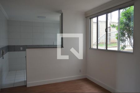 Sala de apartamento à venda com 2 quartos, 60m² em Cabral, Contagem