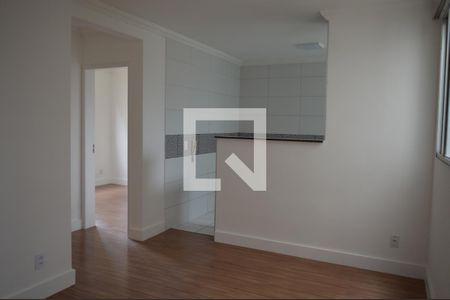 Sala de apartamento à venda com 2 quartos, 60m² em Cabral, Contagem