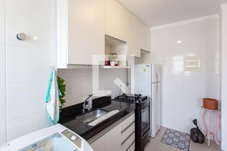 Cozinha e Área de Serviço de apartamento à venda com 2 quartos, 56m² em Planalto, Belo Horizonte