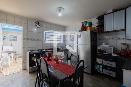 Cozinha de casa à venda com 2 quartos, 137m² em Jardim Monte Carmelo, Guarulhos