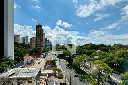 Vista de apartamento à venda com 2 quartos, 61m² em Indianópolis, São Paulo