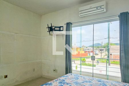 Suite de casa para alugar com 3 quartos, 120m² em Jardim Virgínia, Guarujá