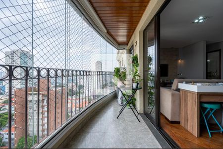 Sacada de apartamento à venda com 2 quartos, 105m² em Vila Alexandria, São Paulo