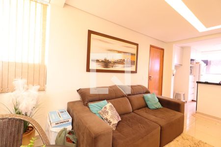 Sala de apartamento para alugar com 2 quartos, 60m² em Segismundo Pereira, Uberlândia