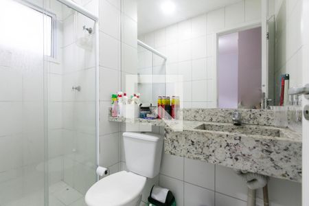 Banheiro  de apartamento para alugar com 1 quarto, 25m² em Vila Campanela, São Paulo