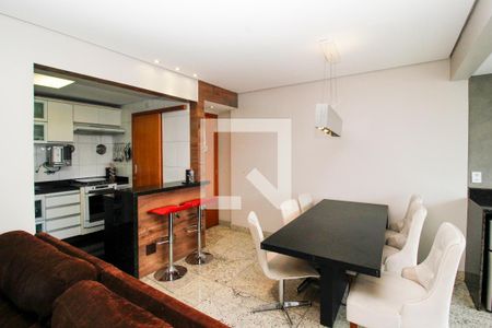 Sala de apartamento à venda com 3 quartos, 90m² em Lourdes, Belo Horizonte