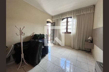 Suite de casa à venda com 3 quartos, 200m² em Vila Paulista, São Paulo