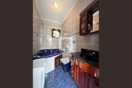 Banheiro da Suíte de casa à venda com 3 quartos, 200m² em Vila Paulista, São Paulo