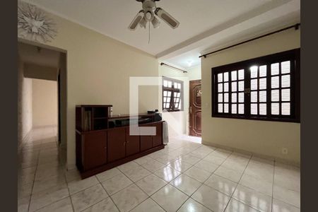 Sala de casa à venda com 3 quartos, 200m² em Vila Paulista, São Paulo