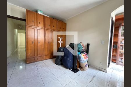 Suite de casa à venda com 3 quartos, 200m² em Vila Paulista, São Paulo