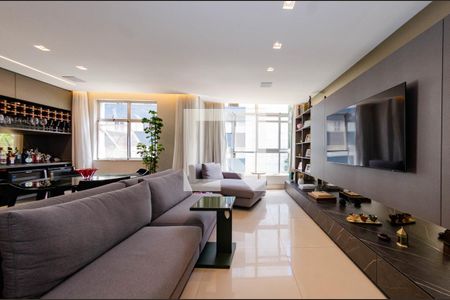 Sala de apartamento à venda com 2 quartos, 101m² em Serra, Belo Horizonte