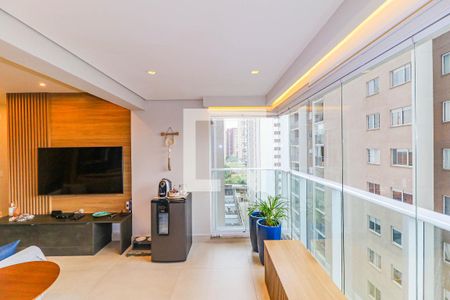 Apartamento à venda com 65m², 2 quartos e 1 vaga Apartamento à venda com 65m², 2 quartos e 1 vagaVaranda