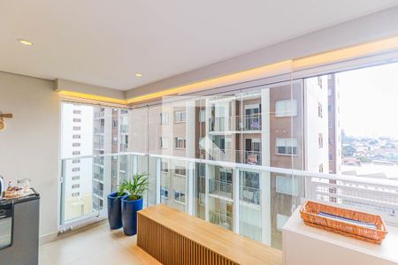 Apartamento à venda com 65m², 2 quartos e 1 vaga Apartamento à venda com 65m², 2 quartos e 1 vagaVaranda