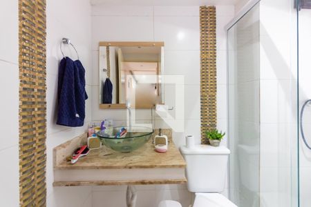 Banheiro de apartamento à venda com 2 quartos, 50m² em Santa Maria, Osasco