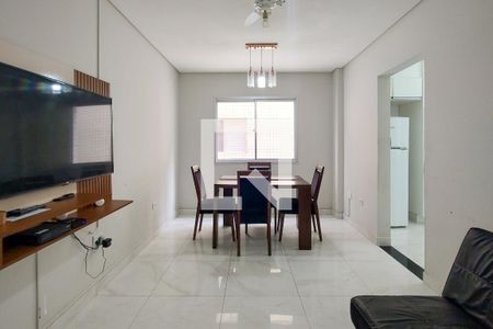 Sala de apartamento para alugar com 2 quartos, 70m² em Vila Caiçara, Praia Grande