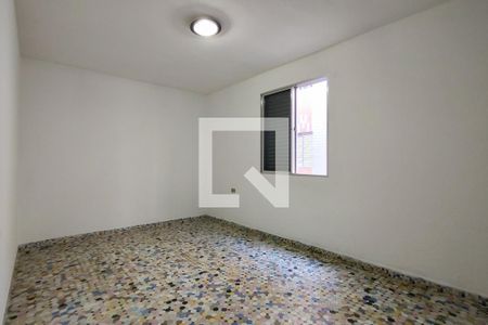 Quarto  de apartamento para alugar com 2 quartos, 46m² em Boqueirão, Praia Grande