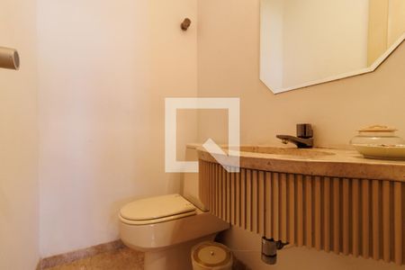 Lavabo de apartamento à venda com 3 quartos, 160m² em Real Parque, São Paulo