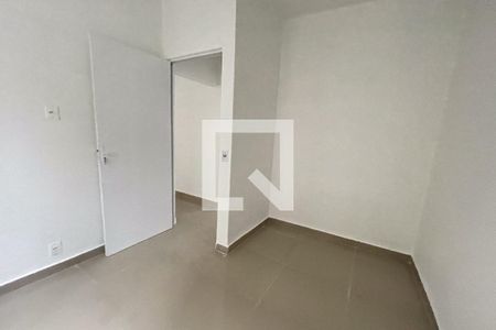 Quarto de apartamento para alugar com 2 quartos, 58m² em Jardim Vinte E Cinco de Agosto, Duque de Caxias