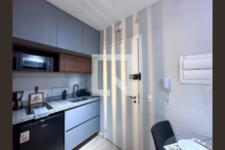 Cozinha de kitnet/studio à venda com 1 quarto, 20m² em Campo Belo, São Paulo