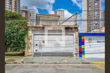 Fachada de casa à venda com 4 quartos, 236m² em Jardim das Acácias, São Paulo