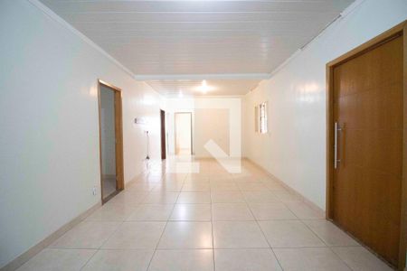 Sala de casa para alugar com 4 quartos, 190m² em Setor Urias Magalhães, Goiânia