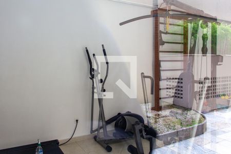 Apartamento à venda com 54m², 2 quartos e 1 vaga Apartamento à venda com 54m², 2 quartos e 1 vagaÁrea comum - Academia