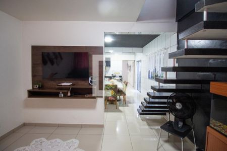 Sala de casa à venda com 3 quartos, 110m² em Conjunto Habitacional A E Carvalho, São Paulo