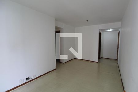 Sala de apartamento para alugar com 2 quartos, 82m² em Jacarepaguá, Rio de Janeiro