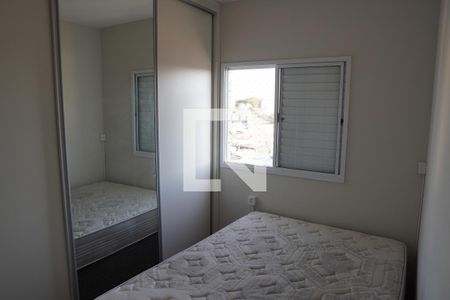 Quarto de apartamento para alugar com 2 quartos, 54m² em Jardim Irapua, Taboão da Serra
