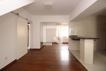 Sala de apartamento à venda com 3 quartos, 220m² em Santo Antônio, Belo Horizonte
