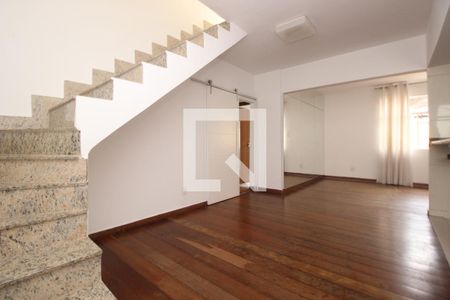 Sala de apartamento à venda com 3 quartos, 220m² em Santo Antônio, Belo Horizonte