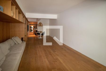 Sala de apartamento à venda com 2 quartos, 110m² em Leblon, Rio de Janeiro