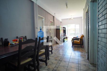 Sala de casa à venda com 3 quartos, 110m² em Costa E Silva, Porto Alegre