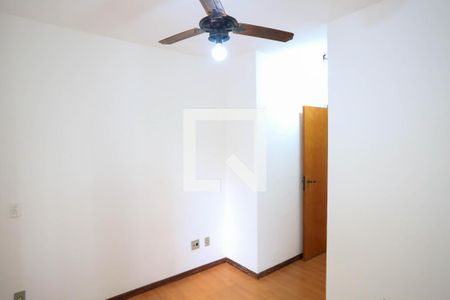 Quarto de apartamento para alugar com 3 quartos, 76m² em União, Belo Horizonte