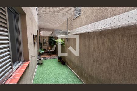 Acesso do Quarto 1 de apartamento para alugar com 2 quartos, 71m² em Perdizes, São Paulo