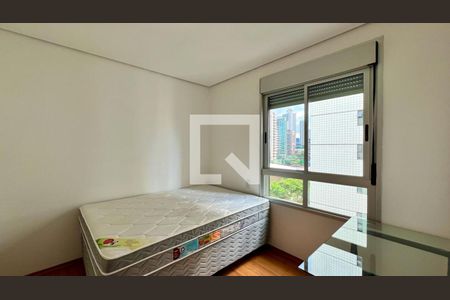 quarto de apartamento para alugar com 2 quartos, 66m² em Belvedere, Belo Horizonte