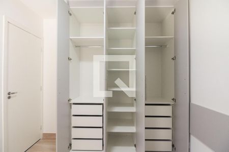 Quarto 1 de apartamento para alugar com 2 quartos, 38m² em Chácara Seis de Outubro, São Paulo