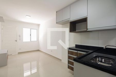 Sala  de apartamento para alugar com 2 quartos, 38m² em Chácara Seis de Outubro, São Paulo