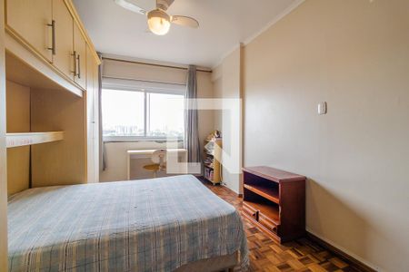 Quarto 1 de apartamento para alugar com 3 quartos, 81m² em Farroupilha, Porto Alegre