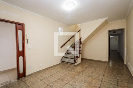 Sala de casa de condomínio à venda com 4 quartos, 125m² em Vila das Oliveiras, Taboão da Serra
